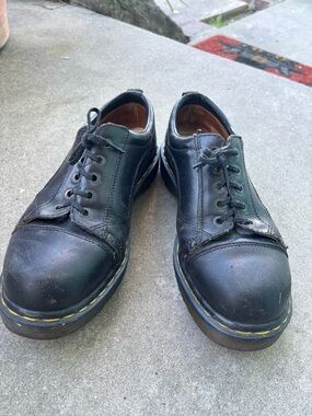 Men's Dr Martens Black Leather Lace-Up Casual Shoes with Yellow Stitch Detail